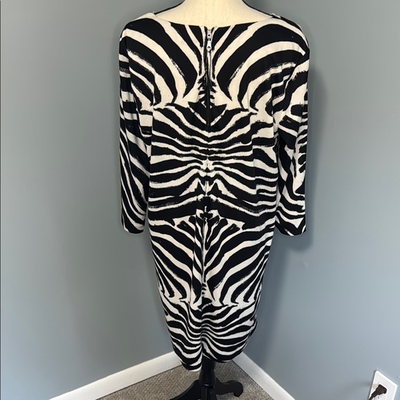 H&M Women’s Black/White Zip Back 3/4 Sleeve Sheath Dress Sz L - Picture 4 of 6